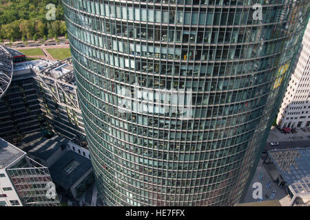 Vista in elevazione Bahn Torre Berlino Germania Foto Stock