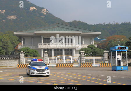 Blue House presidenziali ufficio centro di accoglienza a Seul in Corea del Sud. La Casa Blu è l'ufficio esecutivo e la residenza ufficiale del Presidente o Foto Stock