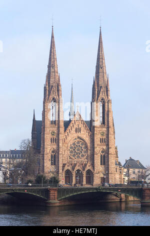 La neo-gotica Eglise Saint-Paul, Strasburgo Foto Stock