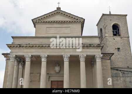 Basilica di San Marino facciata costruita in stile neoclassico, primo piano. Foto Stock