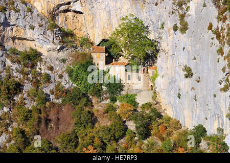 Ermitage Saint-Antoine de Galamus im Süden Frankreichs - Ermitage Saint-Antoine de Galamus nel sud della Francia Foto Stock