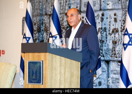 Lt. Generale Shaul Mofaz (nato il 4 novembre 1948) è il governo iraniano-israeliano nato ex soldato e politico. Fotografato il 10 agosto 2015 a Beit HaNass Foto Stock