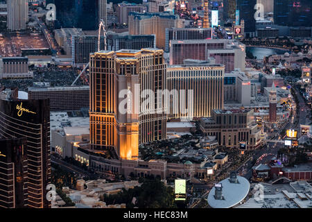 Vista aerea del Venetian Hotel sullo Strip di Las Vegas, Nevada, STATI UNITI D'AMERICA Foto Stock