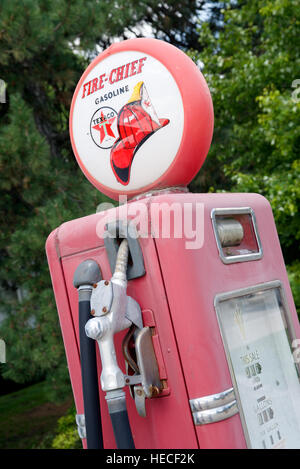 Ambler la Texaco Gas Station all'intersezione di Route 66 e l'Illinois Route 17, Dwight, Livingston County, Illinois, Stati Uniti d'America. Foto Stock