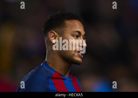 Barcellona, Spagna. Xviii Dicembre, 2016. Durante La Liga partita di calcio tra FC Barcelona e il RCD Espanyol, allo stadio Camp Nou a Barcellona, Spagna, domenica 18 dicembre, 2016. Foto: S.Lau © dpa/Alamy Live News Foto Stock