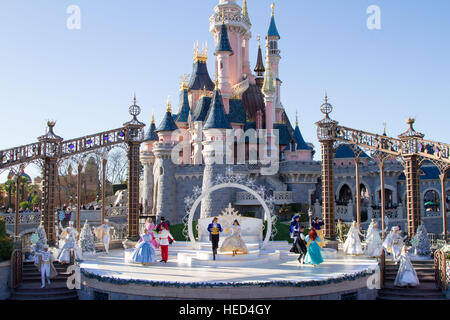 Royal auguri di Natale a Disneyland Paris Marne la vallee francia Foto Stock
