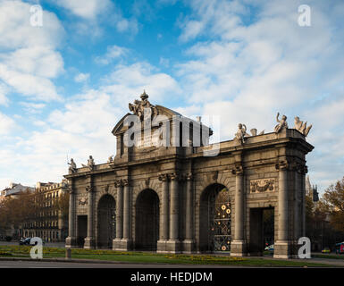 La Puerta De Alcala arch, Madrid, Spagna. Foto Stock