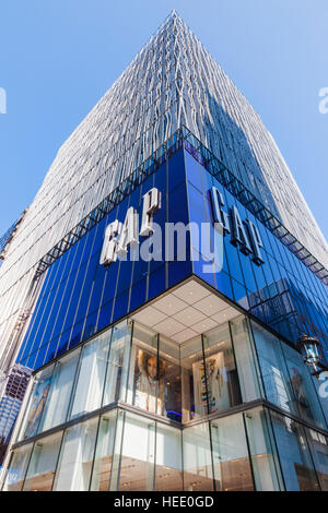 Giappone, Honshu, Tokyo, Ginza, Gap Store Foto Stock