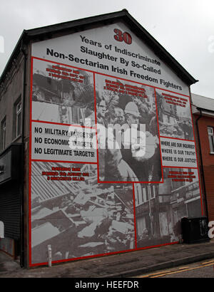 Belfast, unionisti lealisti Bayardo murale Bar,Aberdeen St, attacco macellazione dall ira Brendan McFarlane Foto Stock