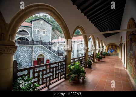 Il Monastero Kykkos nei monti Troodos Foto Stock