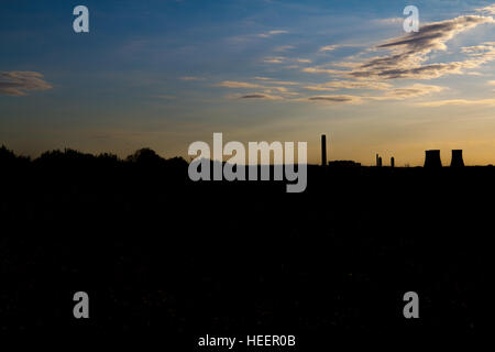 Una vista di Didcot Power Station da Wittenham Clumps Foto Stock