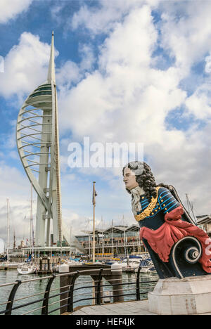 Spinnaker Tower a Portsmouth Harbour, Hampshire, Inghilterra, Regno Unito Foto Stock