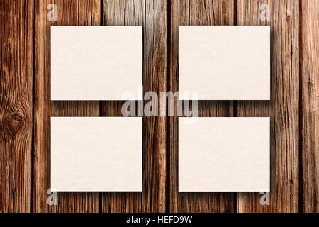Empty picture frame sullo sfondo di legno Foto Stock