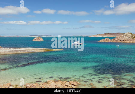 La spiaggia di Porth Grongo su St Agnes su isole Scilly off l'Inghilterra occidentale Costa, Regno Unito Foto Stock