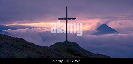 Austria, Tirolo, Oberinntal (regione) nei dintorni di Imst, Atmosfera mattutina nel Venet Foto Stock