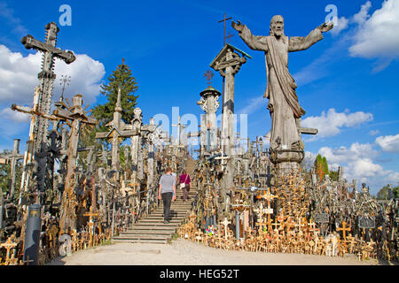 La Collina delle Croci nel nord della Lituania Foto Stock