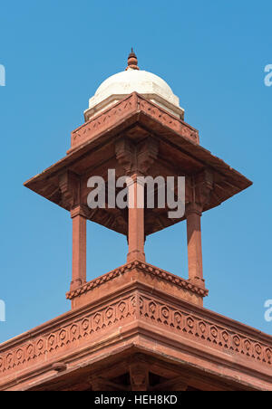 Close-up di Chhatri Pavilion di Diwan-i-Khas (udienza privata Hall o Jewel House), Fatehpur Sikri, India Foto Stock