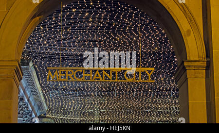 Glasgow edifici della città mercantile,Scozia,UK di notte - cancello di ingresso Foto Stock