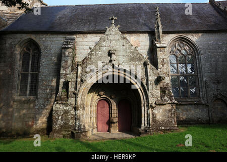 Frankreich, regione Bretagne, Kirche Notre Dame des Trois Fontaines zwischen Briec und Pleyben Foto Stock