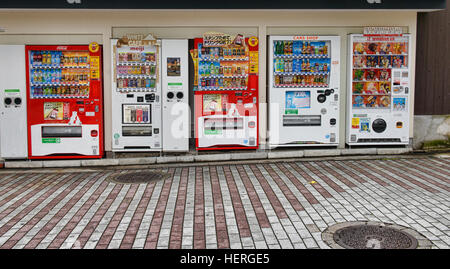Distributori automatici di bevande a Kyoto, Giappone Foto Stock