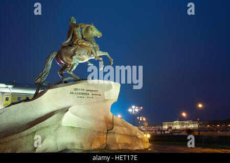 Monumento a imperatore Pietro 1 bronzo Horseman a San Pietroburgo Foto Stock