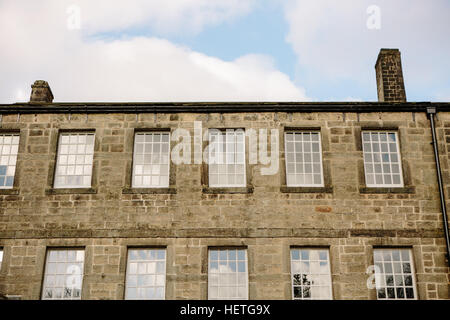 Gibson mulino incastonato nel National Trust boschi della rupe Hardcastle oltre Hebden Bridge Foto Stock