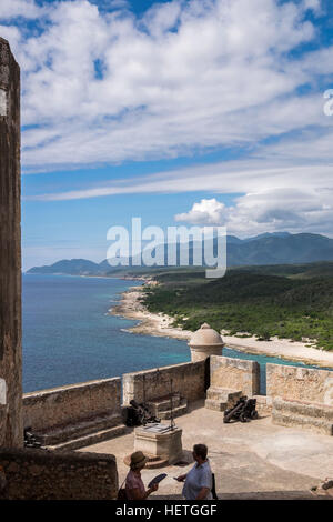 Viste dal Castillo de San Pedro de la Roca del Morro di Santiago de Cuba, Cuba Foto Stock