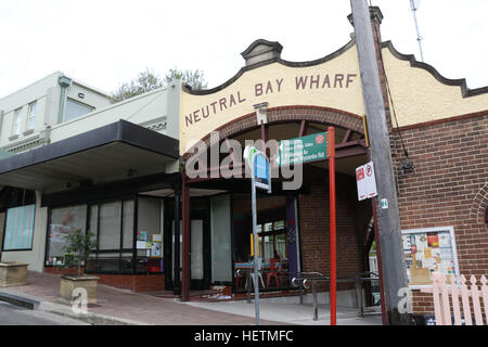 Posizione neutrale Bay Wharf su Sydney's della North Shore inferiore. Foto Stock