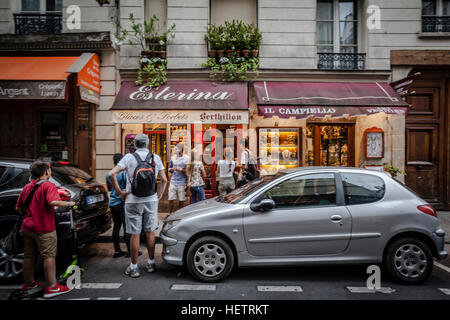 Ile Saint-Louis, in uno dei quartieri più antichi della città, Parigi, Francia Foto Stock