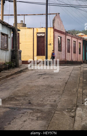 Danno strutturale provocato da appartamenti ed edifici dall uragano Mathew, Baracoa, Cuba Foto Stock