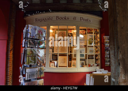 Il Kingsgate Libri & Stampe shop nella parte storica di Winchester, Regno Unito. Foto Stock