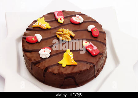 Cioccolato torta di noci con zucchero di Natale i cookie Foto Stock