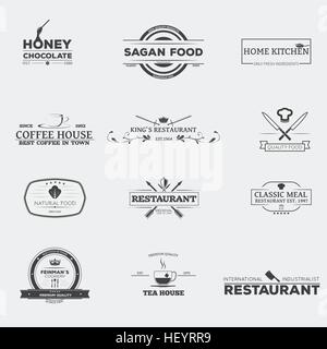 Set di logo retrò e gli emblemi, stemmi e insignias, le etichette e le indicazioni per la produzione di generi alimentari e ristoranti. Bollitore per tè o caffè house, ristorante medievale un Illustrazione Vettoriale