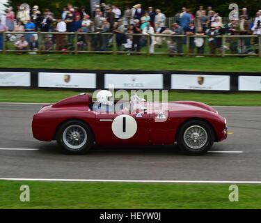 Christopher Mann, Alfa Romeo Disco Volante, Freddie Marzo Memorial Trophy, Sport Racing Cars, Goodwood 2016, 2016 classic cars, Goodwood, andare Foto Stock