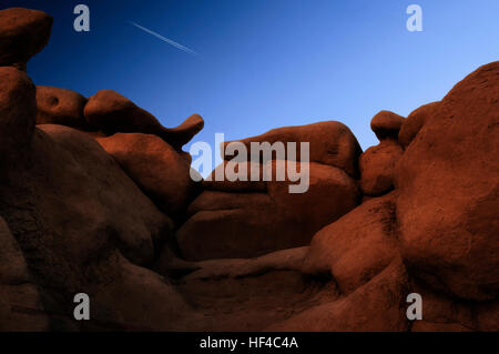 Un tardo pomeriggio vista della pietra arenaria erose le creature di Goblin Valley State Park nel sud dello Utah. Foto Stock