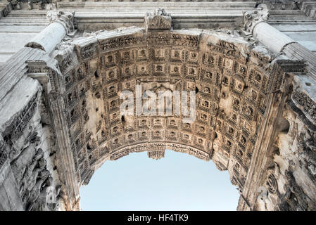 Interno di Tito arch Foro Romano Roma Italia Foto Stock