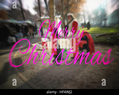 Zagabria, Croazia, parco Zrinjevac,"Santa Claus', Buon Natale, sfondi, texture, motivazione, poster, citazione immagine sfocata. Foto Stock