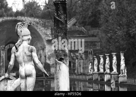 Villa Adriana Canopo Ares statua viiew posteriore. Foto Stock