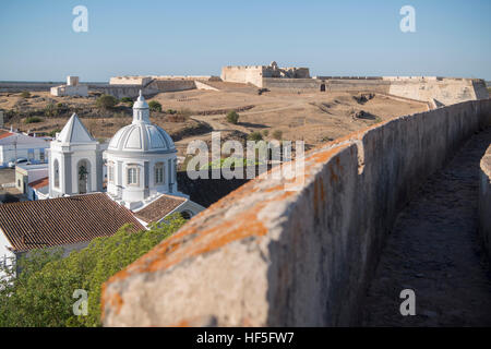 Il Forte Sao Sebastiao nella città di Castro Marim a est Algarve nel sud del Portogallo in Europa. Foto Stock