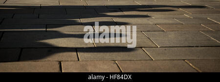 L'equipaggio della Expedition 49, compresi gli astronauti della NASA e i cosmonauti russi, ha partecipato alle cerimonie pre-lancio presso la Piazza Rossa di Mosca e il Cremlino prima di partire per la stazione spaziale Internazionale, sottolineando la cooperazione internazionale e la preparazione della missione. Foto Stock