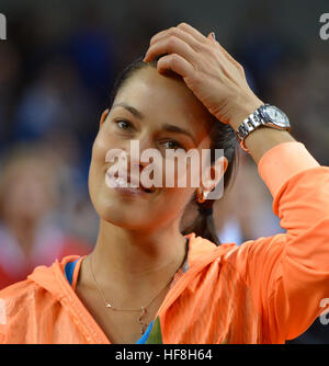 Stuttgart, Germania. 27 apr 2014. Ana Ivanovic di Serbia sorride dopo la partita finale del WTA tennis tournament contro Maria Sharapova della Russia a Stoccarda, Germania, 27 aprile 2014. Foto: BERND WEISSBROD/dpa | in tutto il mondo di utilizzo/picture alliance/dpa/Alamy Live News Foto Stock