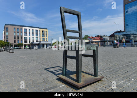 Mahnmal, Platz der Ghettohelden, Krakau, Polen, Memorial, luogo del ghetto eroi, Cracow Polonia Foto Stock