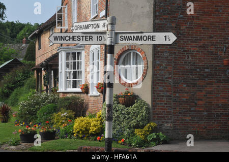 Intorno a Bishop's Waltham un villaggio nell'Hampshire nel Regno Unito, Inghilterra sede delle rovine del Palazzo dei Vescovi Foto Stock