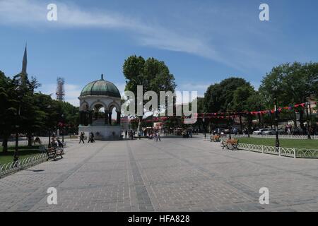 Fontana di tedesco - Deutscher Brunnen - e il vecchio ippodromo di Costantinopoli, ad Istanbul in Turchia Foto Stock