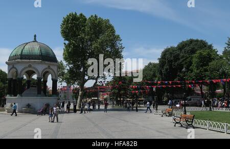 Fontana di tedesco - Deutscher Brunnen - e il vecchio ippodromo di Costantinopoli, ad Istanbul in Turchia Foto Stock