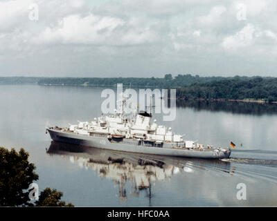 La formazione tedesca nave Deutschland (A59) sul Fiume Potomac nel luglio 1984 Foto Stock