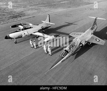 Lockheed T-1A e F-104B c1959 Foto Stock