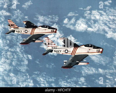 North American FJ-3M Furia di VF-53 in volo c1957 Foto Stock