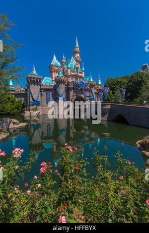 Disneyland sessantesima festa, questo anno Disneyland celebra il suo sessantesimo anniversario di stato aperto. Foto Stock