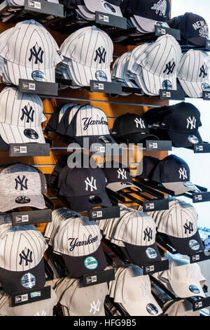 New York City,NY NYC Bronx,NY Yankees,Yankee Stadium,campo da baseball,shopping shopper shopping shopping negozi mercati di mercato di vendita di mercato, vendita al dettaglio st Foto Stock